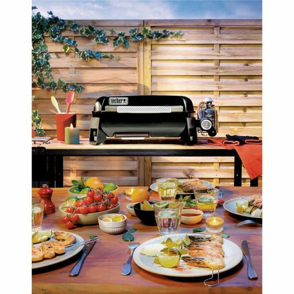 Weber Musta Kaasugrilli 43 x 22 cm - Vuodevaatteet.fi