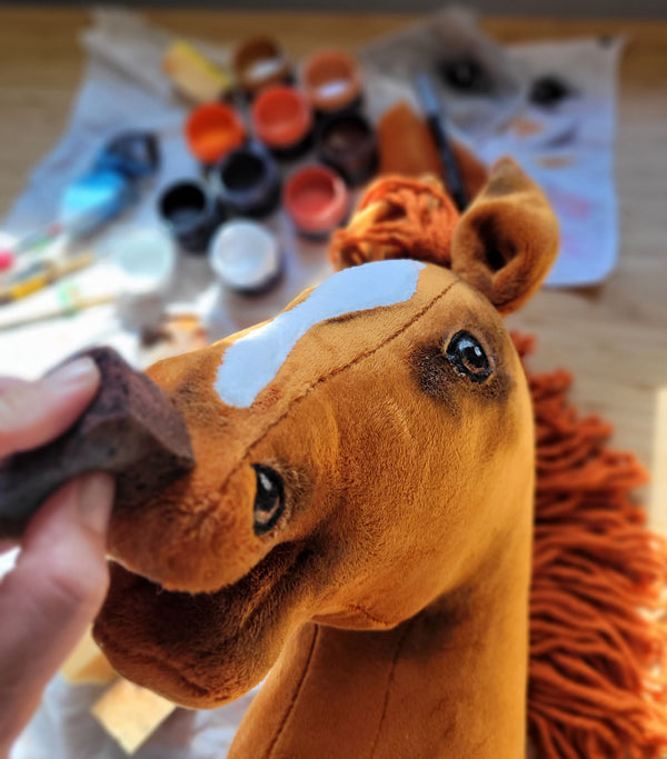 Premium Hobby Horse - Kastanienpferd A3
