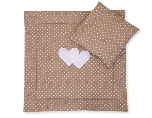 Babydecke 77x77cm und Kissen - Herzen weiß Punkte braun