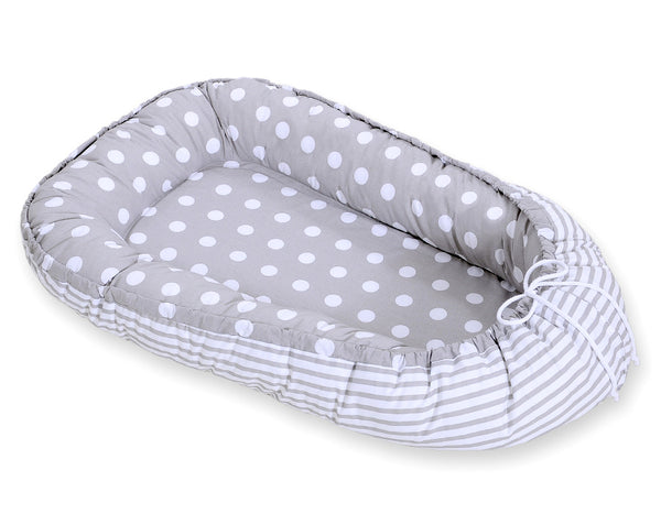 Unipesä – Dots On Grey/ Grey Strips