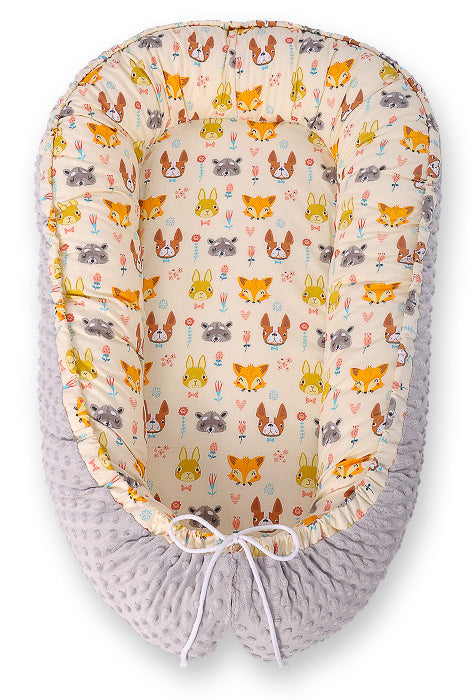 Wendbares Premium Minky Babynest - Cream Animals