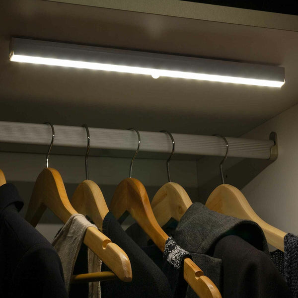 KSIX Grace LED-valaisin liiketunnistimella 55 cm