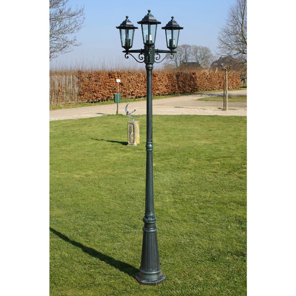 Dunkelgrüne Preston-Gartenlaterne Vincent Höhe 215cm (3-flammig)