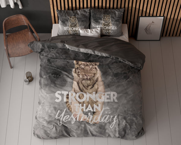 VUODEVAATTEET - Stronger harmaa Pussilakanasetti