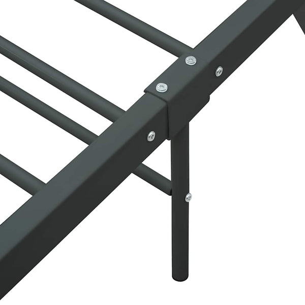 Grauer Bettrahmen Gatian 140x200cm (Metall)