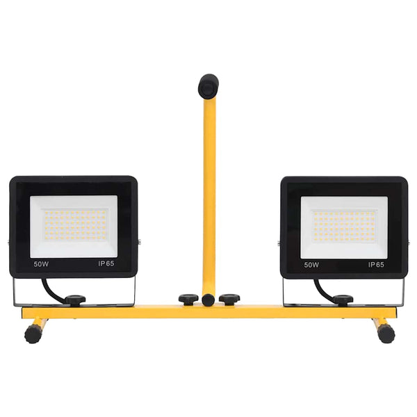 Warmweißer LED-Strahler mit Griff Campianu 2x50 W