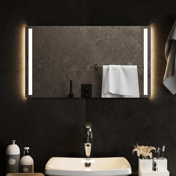 Kylpyhuoneen led-peili Magdolia 70x40cm
