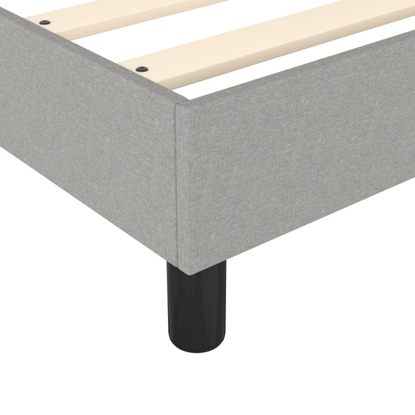 Hellgraues Bettgestell Judie 180x200cm (Super-King-Size Samt)