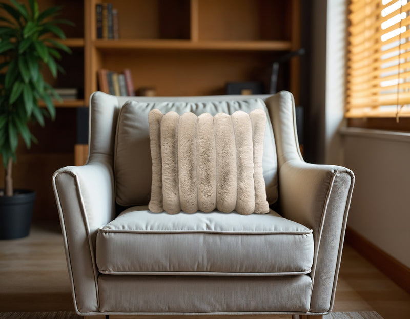 Cuscino decorativo Rib Rabbit Fur sabbia