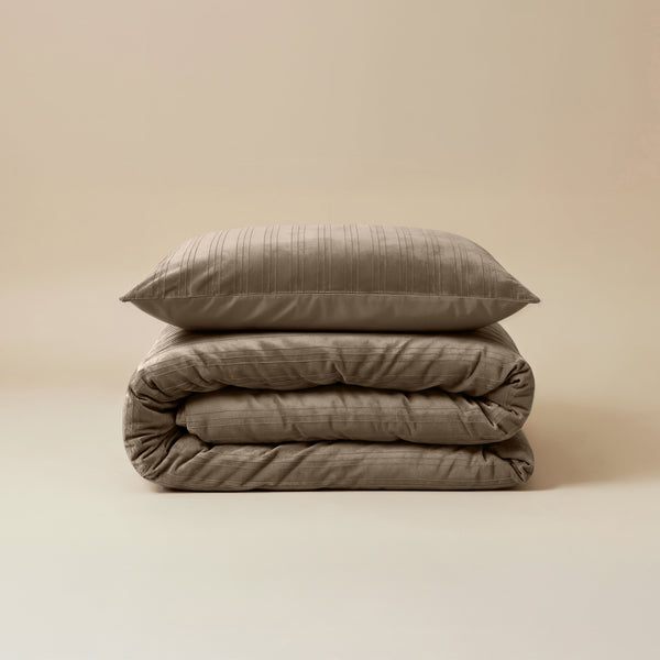 VUODEVAATTEET - Velvet Lining Taupe Pussilakanasetti