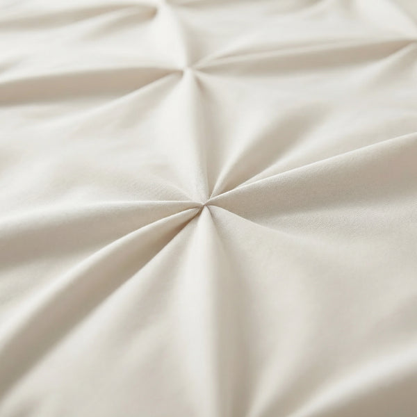 VUODEVAATTEET - Border Pintuck Beige Pussilakanasetti