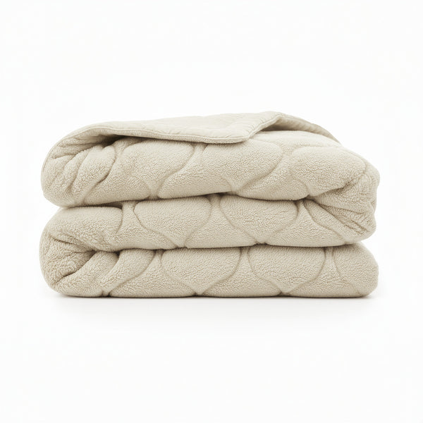 VUODEVAATTEET - Lazy peitto Teddy Beige ylellisillä tyynyliinoilla Tyynyliina
