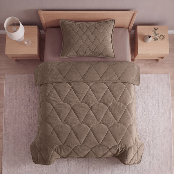 VUODEVAATTEET - Lazy peitto Velvet Taupe/Ruskea ylellisillä tyynyliinoilla Tyynyliina