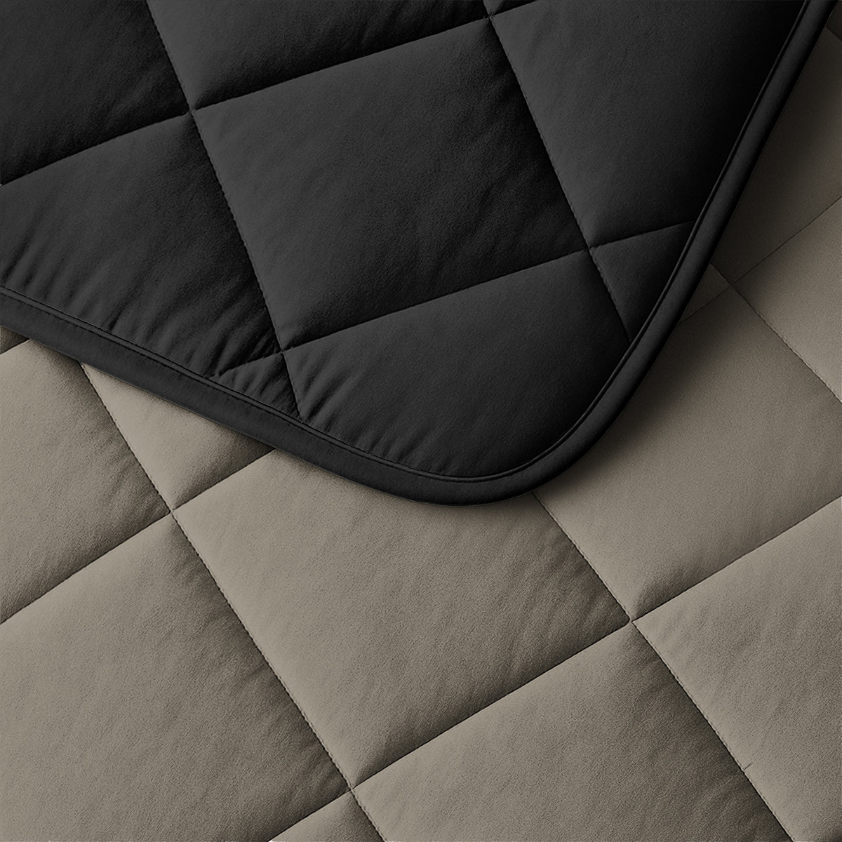 Lazy Dekbed Uni Taupe/Musta Peitto ja Tyynysetti 200x200