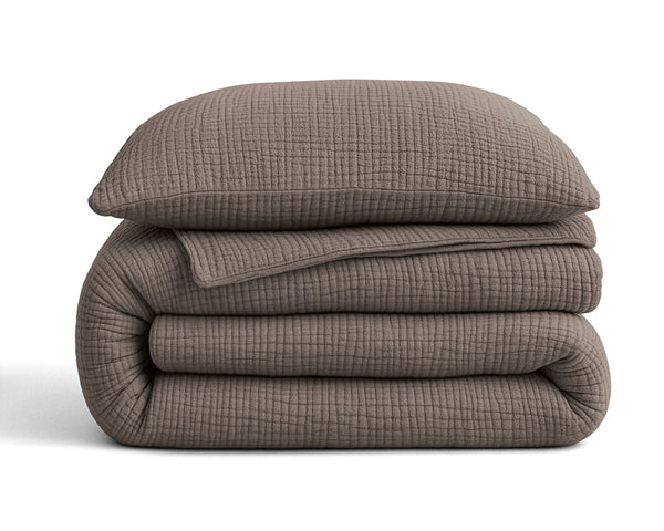 VUODEVAATTEET - Lazy peitto mousseline tumman Taupe tyynyliinoilla
