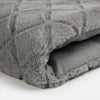 VUODEVAATTEET - Faux Fur Syon Harmaa Pussilakanasetti