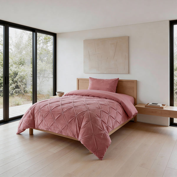 VUODEVAATTEET - Lazy Velvet Pintuck Roosa Lazy peitto