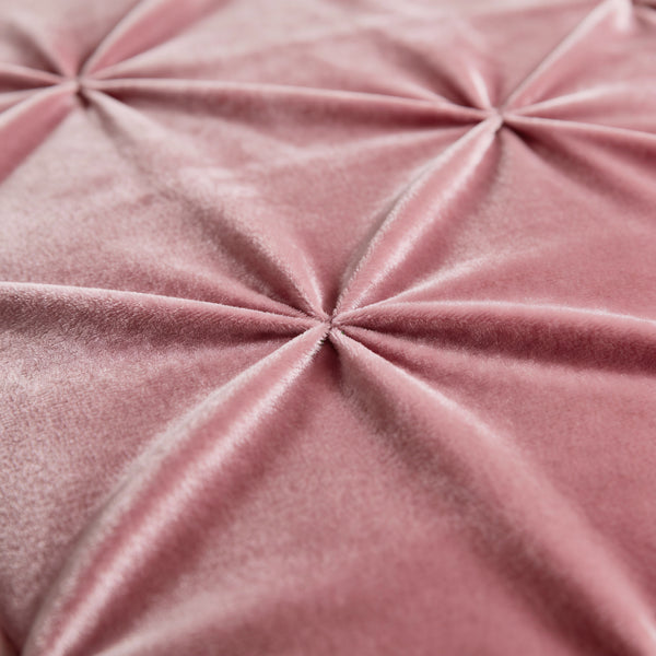 VUODEVAATTEET - Lazy Velvet Pintuck Roosa Lazy peitto