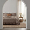 VUODEVAATTEET - Lazy peitto Ruffles Taupe