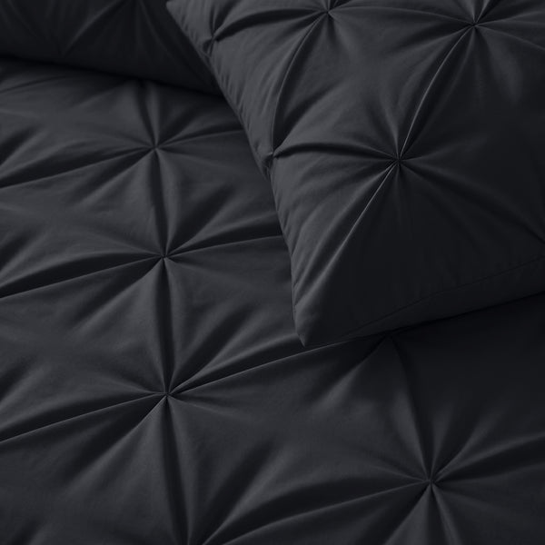 VUODEVAATTEET - Lazy Pintuck Tyynyliina 2Pack Antrasiitti