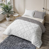 VUODEVAATTEET - Lazy peitto yksivärinen Beige - Taupe/harmaa tyynyliinoilla