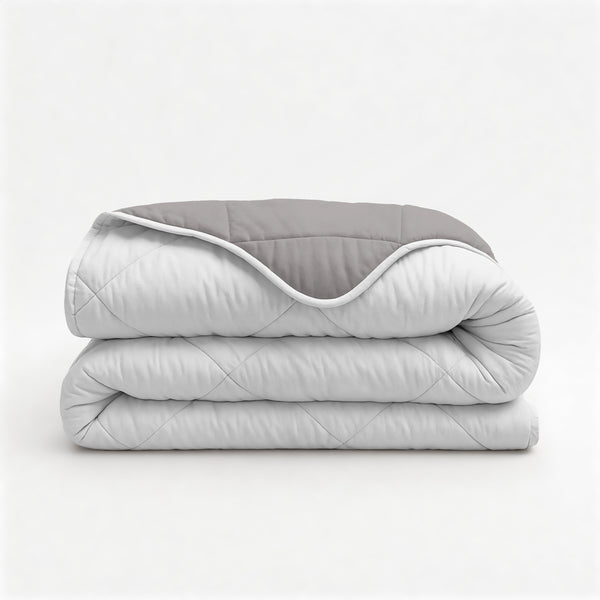 VUODEVAATTEET - Lazy peitto yksivärinen Beige - Taupe/harmaa tyynyliinoilla