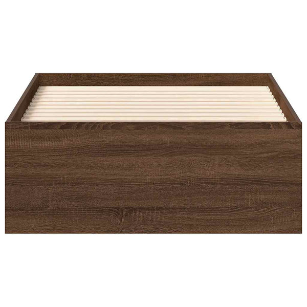 Bettgestell Tisha aus brauner Eiche 90x200cm