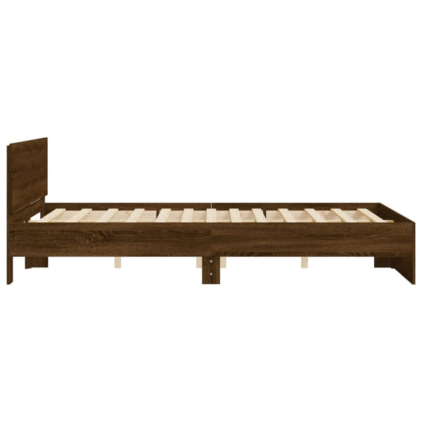 Bettgestell Dariu mit Kopfteil aus brauner Eiche 140x190cm