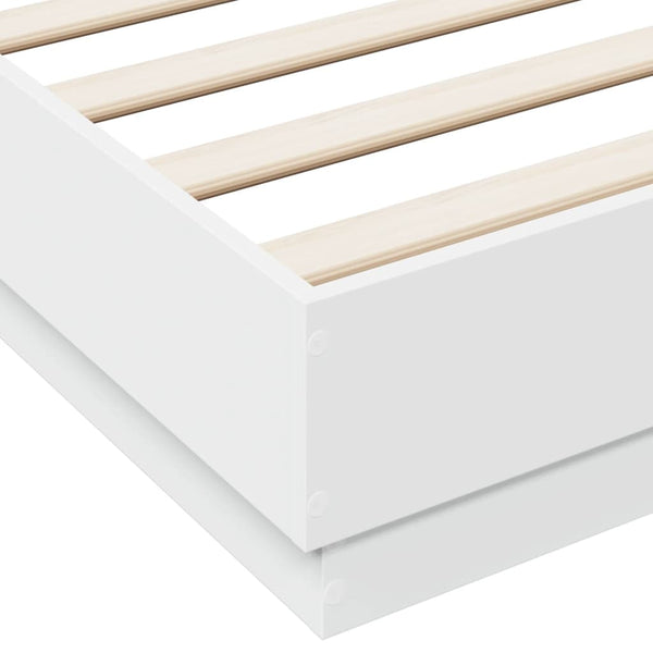 Bettgestell weiß Sz 140x200cm (Holz)