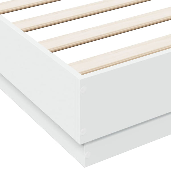 Weißes Bettgestell Sz 135x190cm (Holz)