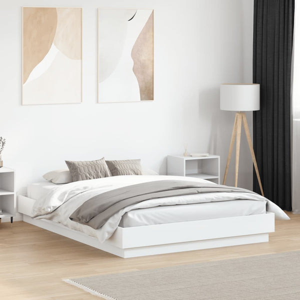 Weißes Bettgestell Sz 135x190cm (Holz)