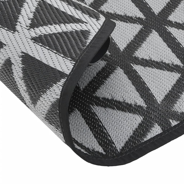 Schwarzer Outdoor-Teppich ARAKIL Ø160 cm PP