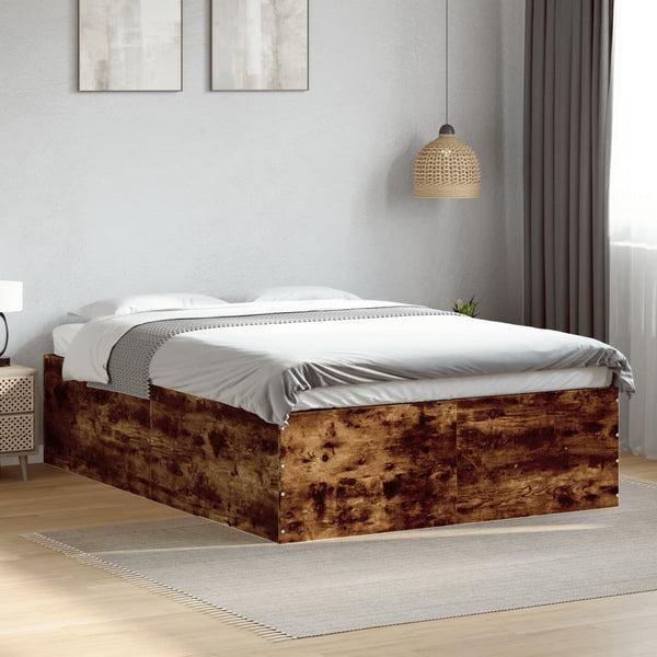 Bettrahmen Hegedus 135x190cm aus Raucheiche (Holz)