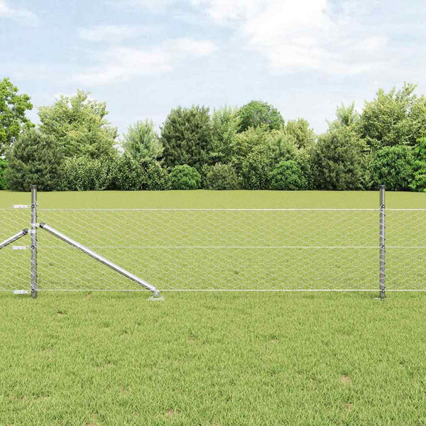 0,4 x 10 m Hopea aita paalujen kanssa