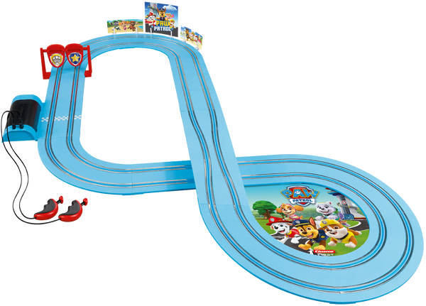Paw Patrol -aiheinen Carrera First -autorata lelupakkaus, jossa kaksi autorata-autoa ja värikkäitä radan osia.
