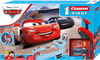 Carrera First -autorata Cars-elokuvan Piston Cup -teemalla.