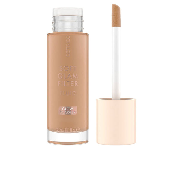 Catrice Soft glam filter fluid glow booster #030-keskikokoinen 30 ml | Vuodevaatteet.fi