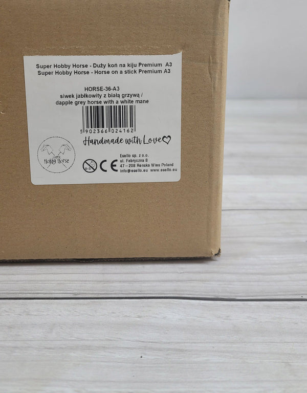 Premium Steckenpferd / Hobby Horse – Apfelschimmel mit weißem A3