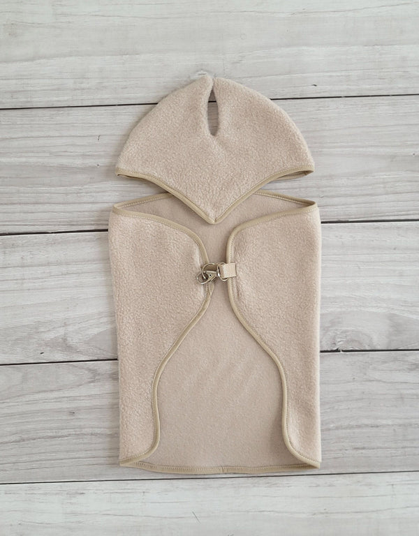 Steckenpferddecke und Ohrenhauben A3 - Beige