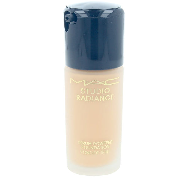 Mac Studio Radiance Serum Powered Foundation #Nc20 30 Ml | Vuodevaatteet.fi