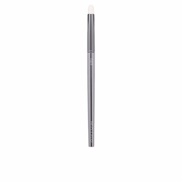 Maiko Luxury Grey Pincel De Precisión Para Sombras 1009 1 U | Vuodevaatteet.fi