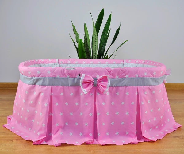 Milly Mally Cradle Sweet Melody -sänky, jossa 4-in-1 kaukosäädin ja tähtivalot.