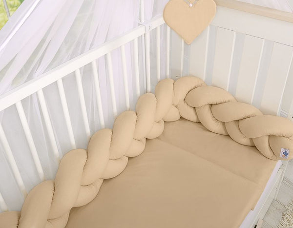 Geflochtene Stoßstange für das Kinderbett - Beige
