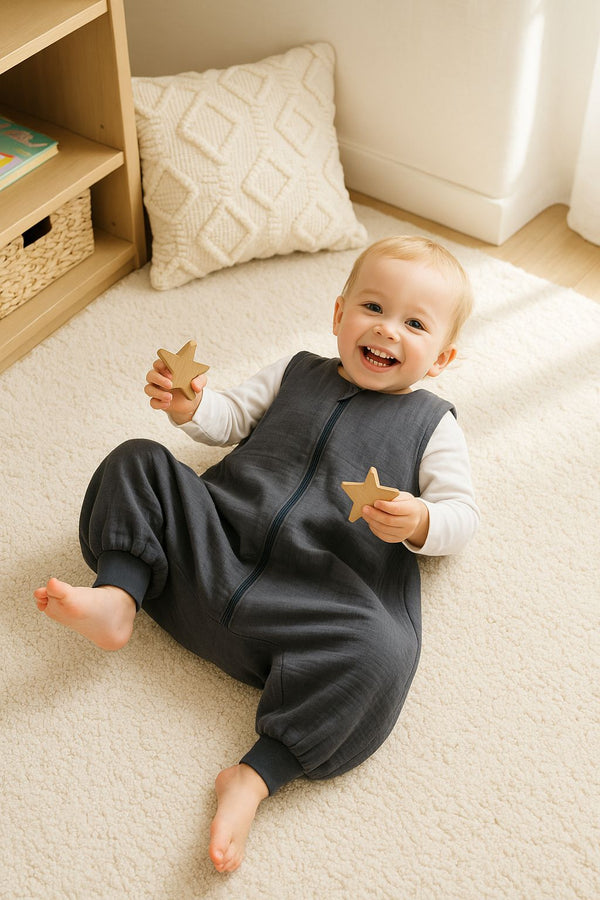 My Sweet Baby - Musliininen vauvan kesäunipussi jaloilla L 9–24 kuukautta Tog 1.0 - antrasiitti